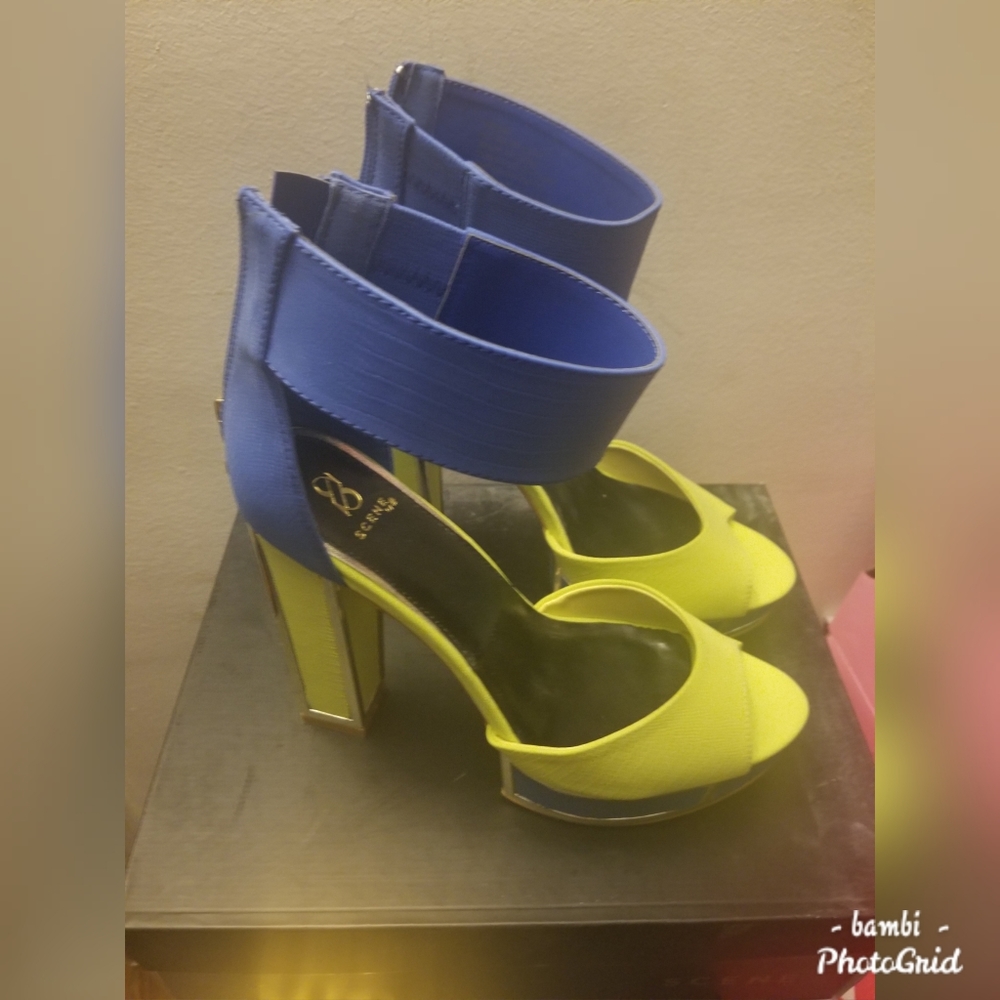 Shoes - Picture 2 of 3